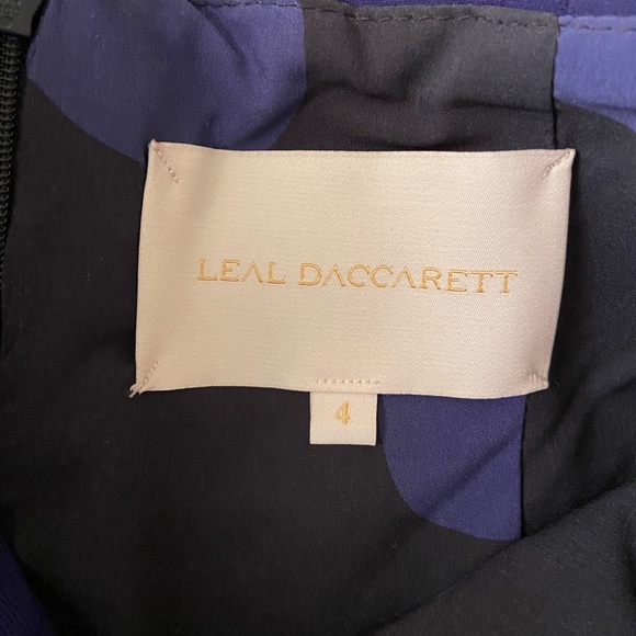 Dramatic midi skirt - Picture 4 of 10